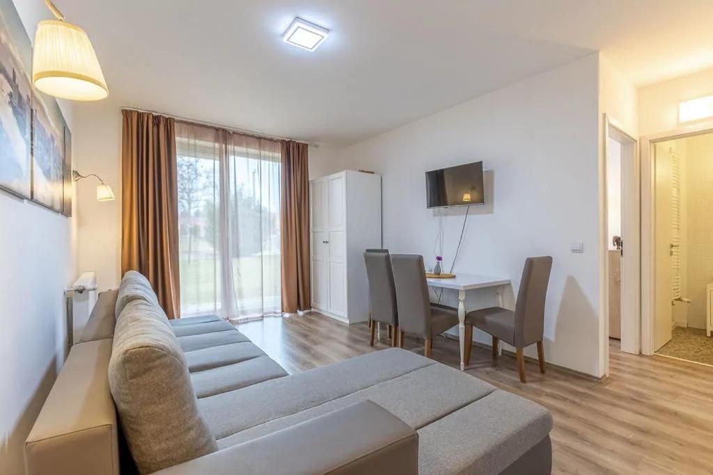Appartement Fresh Green Wellness Apartman By Bltn Siófok Extérieur photo